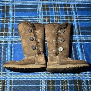 UGG Bailey Triple Button Boots - Womens Size 9 - Dark Brown